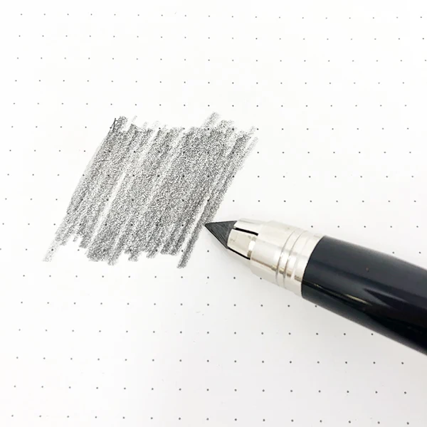 Versatil 5348の4B芯で描いた線